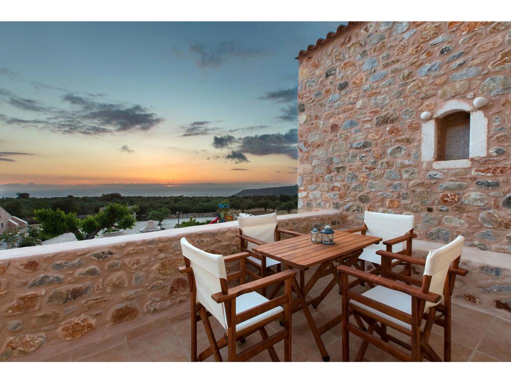 Pandora Aparthotel Pírgos Dhiroú Bagian luar foto