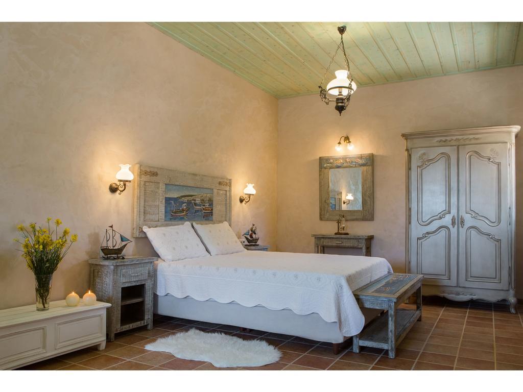 Pandora Aparthotel Pírgos Dhiroú Bagian luar foto